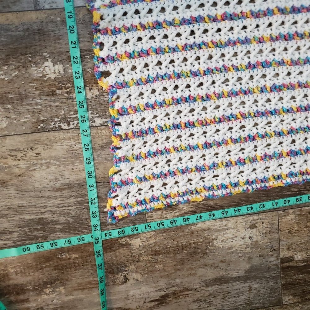 Crocheted blanket - Picture 6 of 6